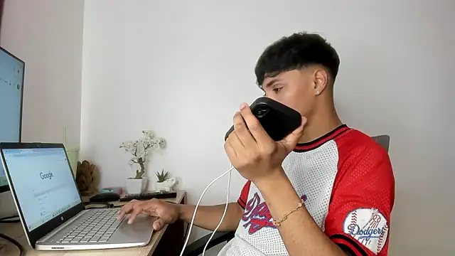 jonmaykolrose online show from 10-22-25, 06:07