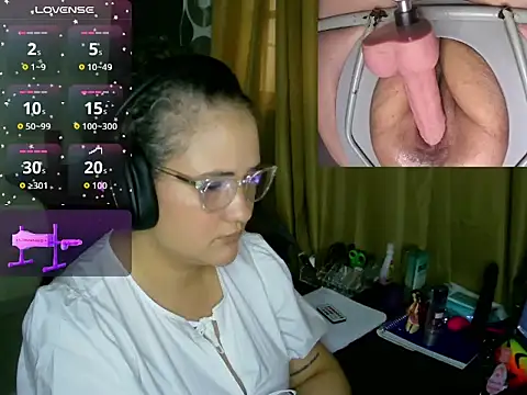 Snapshot of lolalicious_7583 chatting on 03-04-26, 10:05 lolalicious 7583 online show from 03-04-26, 10:05