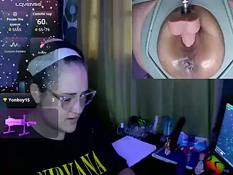 Snapshot of lolalicious_7583 chatting on 03-09-26, 06:01 lolalicious 7583 online show from 03-09-26, 06:01