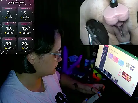 Snapshot of lolalicious_7583 chatting on 03-31-26, 12:34 lolalicious 7583 online show from 03-31-26, 12:34