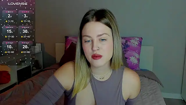  Sarah Soul  online show from 09-25-25, 12:03