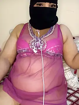 MerriamxHot online show from 03-18-25, 09:21