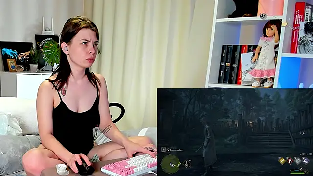 callmetori online show from 01-25-25, 03:41