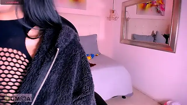 Snapshot of ASHLIE_DIXON1 chatting on 02-04-25, 01:34 ASHLIE DIXON1 online show from 02-04-25, 01:34