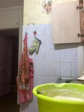 Snapshot of Starry_Siren chatting on 12-13-25, 07:53 Starry Siren online show from 12-13-25, 07:53