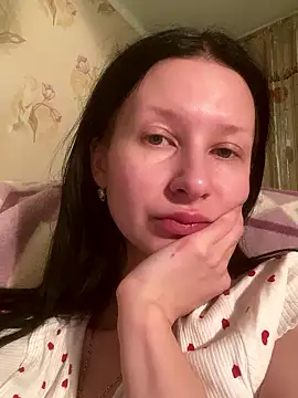 Snapshot of Starry_Siren chatting on 02-01-26, 02:04 Starry Siren online show from 02-01-26, 02:04