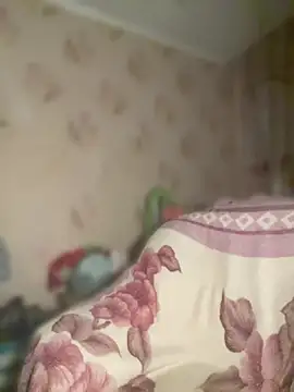 Starry Siren online show from 04-24-26, 03:47