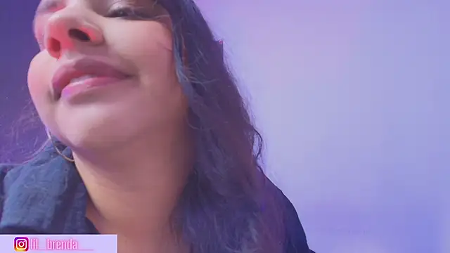 Snapshot of Brenda__gomez chatting on 09-16-25, 11:44 Brenda gomez online show from 09-16-25, 11:44