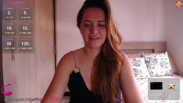ParisW online show from 05-25-26, 05:30