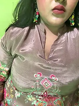 Snapshot of Ayesha_mahi chatting on 06-07-26, 09:13 Ayesha mahi online show from 06-07-26, 09:13