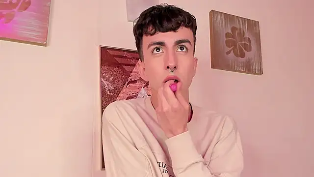 Snapshot of BrahmBelial_ chatting on 12-21-24, 07:45 BrahmBelial  online show from 12-21-24, 07:45