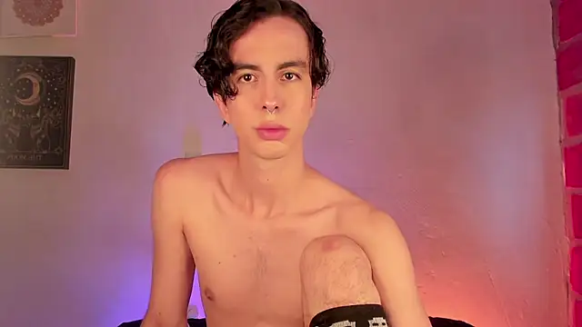 Snapshot of BrahmBelial_ chatting on 10-25-25, 08:03 BrahmBelial  online show from 10-25-25, 08:03