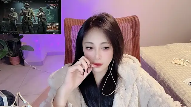 Daisy-77 online show from 04-28-26, 01:38