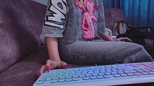 AgnesMillerS online show from 01-10-25, 09:13