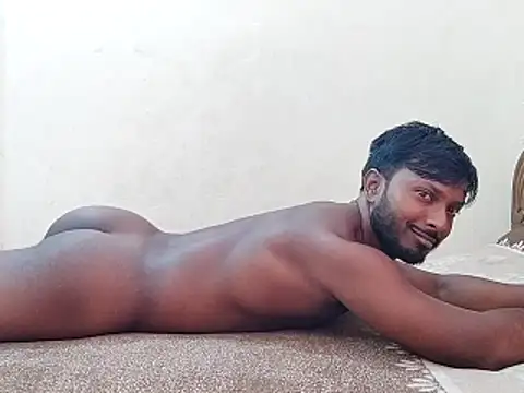 Snapshot of HunkyAriyan chatting on 04-01-26, 07:31 HunkyAriyan online show from 04-01-26, 07:31