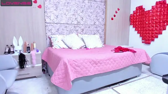 Snapshot of melody_brunnet chatting on 03-22-25, 02:03 melody brunnet online show from 03-22-25, 02:03