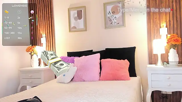 Snapshot of EllieRussell_ chatting on 01-31-26, 08:07 EllieRussell online show from 01-31-26, 08:07