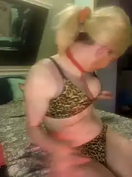 Doggyray44 online show from 04-17-26, 04:04