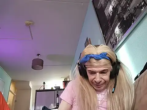 Doggyray44 online show from 06-06-26, 06:23