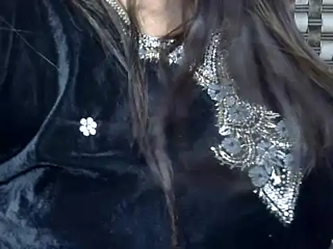 Snapshot of bhabhi_jaan11 chatting on 12-23-24, 06:05 bhabhi jaan11 online show from 12-23-24, 06:05