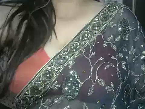 Snapshot of bhabhi_jaan11 chatting on 02-02-25, 03:17 bhabhi jaan11 online show from 02-02-25, 03:17