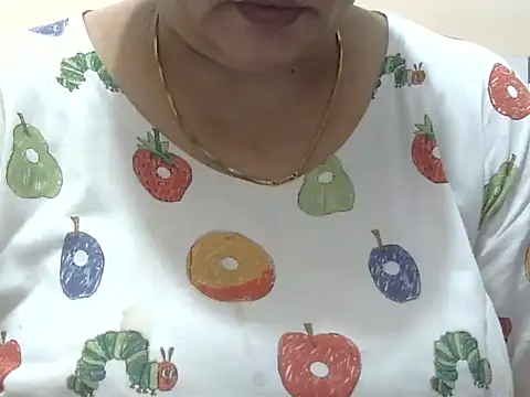 Snapshot of bhabhi_jaan11 chatting on 09-26-25, 02:10 bhabhi jaan11 online show from 09-26-25, 02:10