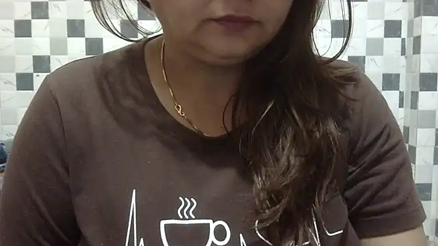 Snapshot of bhabhi_jaan11 chatting on 02-09-26, 01:42 bhabhi jaan11 online show from 02-09-26, 01:42