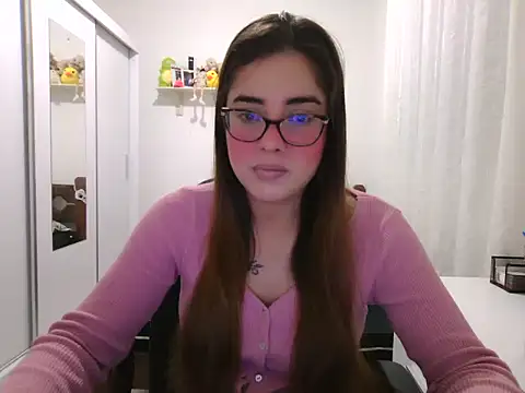 Snapshot of maliamiller chatting on 06-30-26, 02:34 maliamiller online show from 06-30-26, 02:34