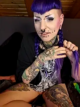 Snapshot of Purple_Coffin666 chatting on 02-24-25, 10:03 Purple Coffin666 online show from 02-24-25, 10:03