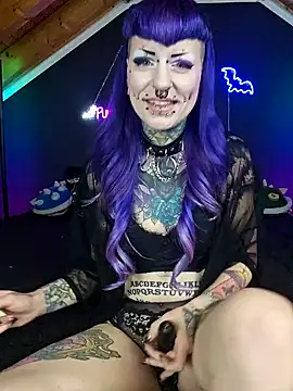 Snapshot of Purple_Coffin666 chatting on 03-05-25, 06:01 Purple Coffin666 online show from 03-05-25, 06:01