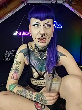 Snapshot of Purple_Coffin666 chatting on 03-15-25, 09:16 Purple Coffin666 online show from 03-15-25, 09:16