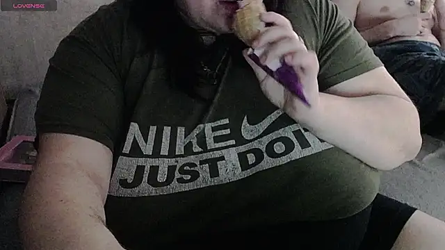 Snapshot of lisa_Black00 chatting on 02-14-26, 11:40 lisa Black00 online show from 02-14-26, 11:40