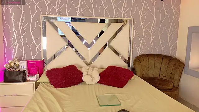 vanessa guzman2 online show from 03-05-26, 12:45