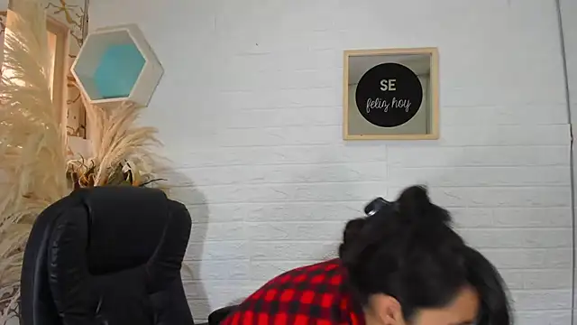 Snapshot of Aisha_09 chatting on 01-31-25, 04:59 Aisha 09 online show from 01-31-25, 04:59