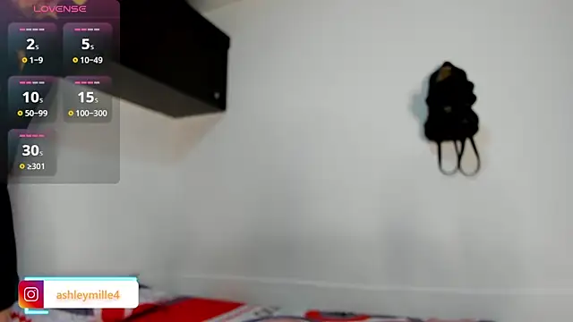  ashleymiller online show from 10-23-25, 07:01