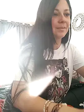 Snapshot of FelinaJohnson chatting on 01-18-25, 07:37 FelinaJohnson online show from 01-18-25, 07:37