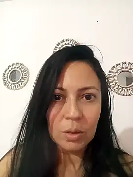 Snapshot of FelinaJohnson chatting on 01-18-25, 10:39 FelinaJohnson online show from 01-18-25, 10:39