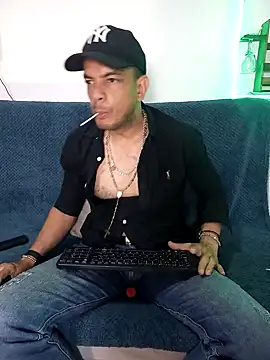 latinmartin73 online show from 01-26-25, 02:56