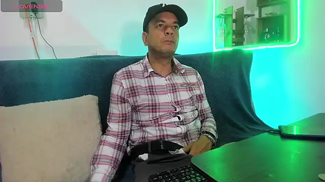 latinmartin73 online show from 01-28-25, 11:28