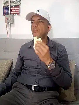 latinmartin73 online show from 02-04-25, 12:40