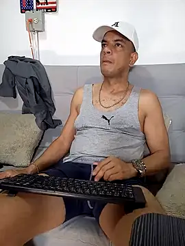 latinmartin73 online show from 02-04-25, 03:44