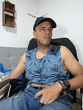 latinmartin73 online show from 04-24-26, 12:46