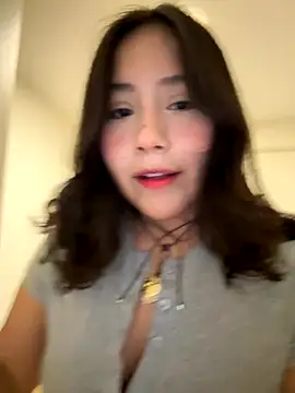 Snapshot of kittyfresita chatting on 10-15-25, 04:45 kittyfresita online show from 10-15-25, 04:45