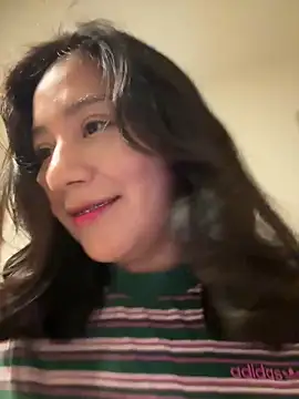 Snapshot of kittyfresita chatting on 10-17-25, 06:49 kittyfresita online show from 10-17-25, 06:49