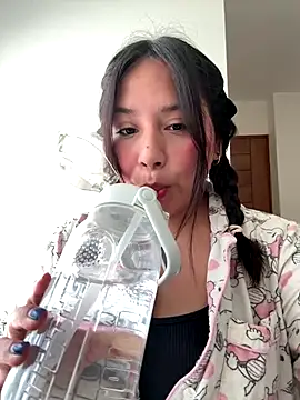 Snapshot of kittyfresita chatting on 12-18-25, 03:29 kittyfresita online show from 12-18-25, 03:29