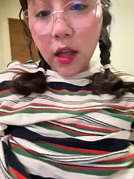 Snapshot of kittyfresita chatting on 01-07-26, 06:27 kittyfresita online show from 01-07-26, 06:27