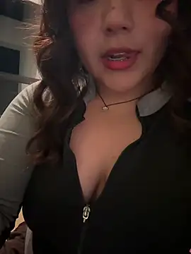 Snapshot of kittyfresita chatting on 02-01-26, 01:37 kittyfresita online show from 02-01-26, 01:37