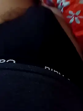 huzi518 online show from 11-04-25, 12:10