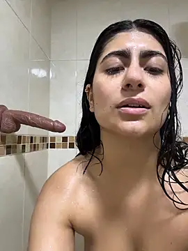 Snapshot of miakhalifaaa_ chatting on 02-21-26, 09:27 miakhalifaaa online show from 02-21-26, 09:27