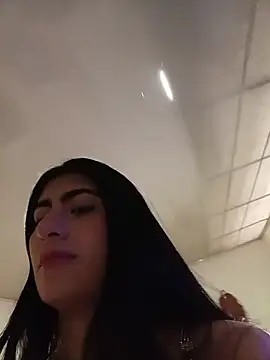 miakhalifaaa  online show from 06-06-26, 09:52